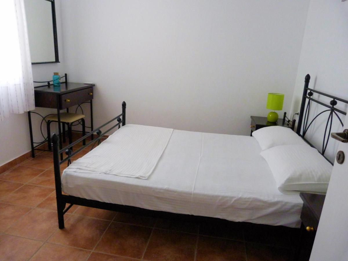 Ioli Apartments Alopronia 외부 사진