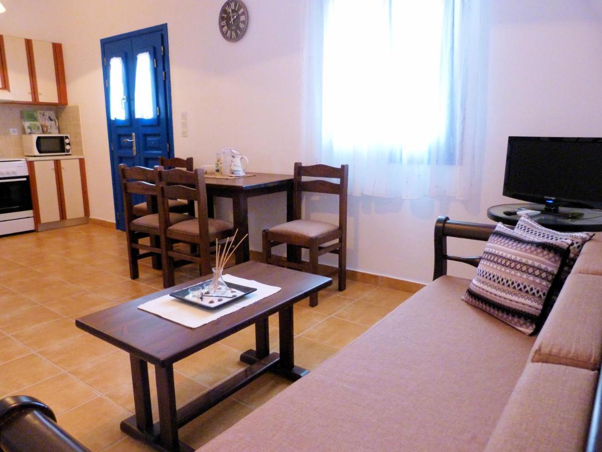 Ioli Apartments Alopronia 외부 사진