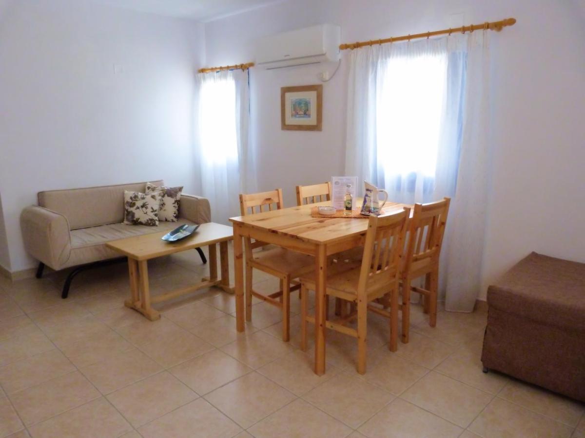 Ioli Apartments Alopronia 외부 사진