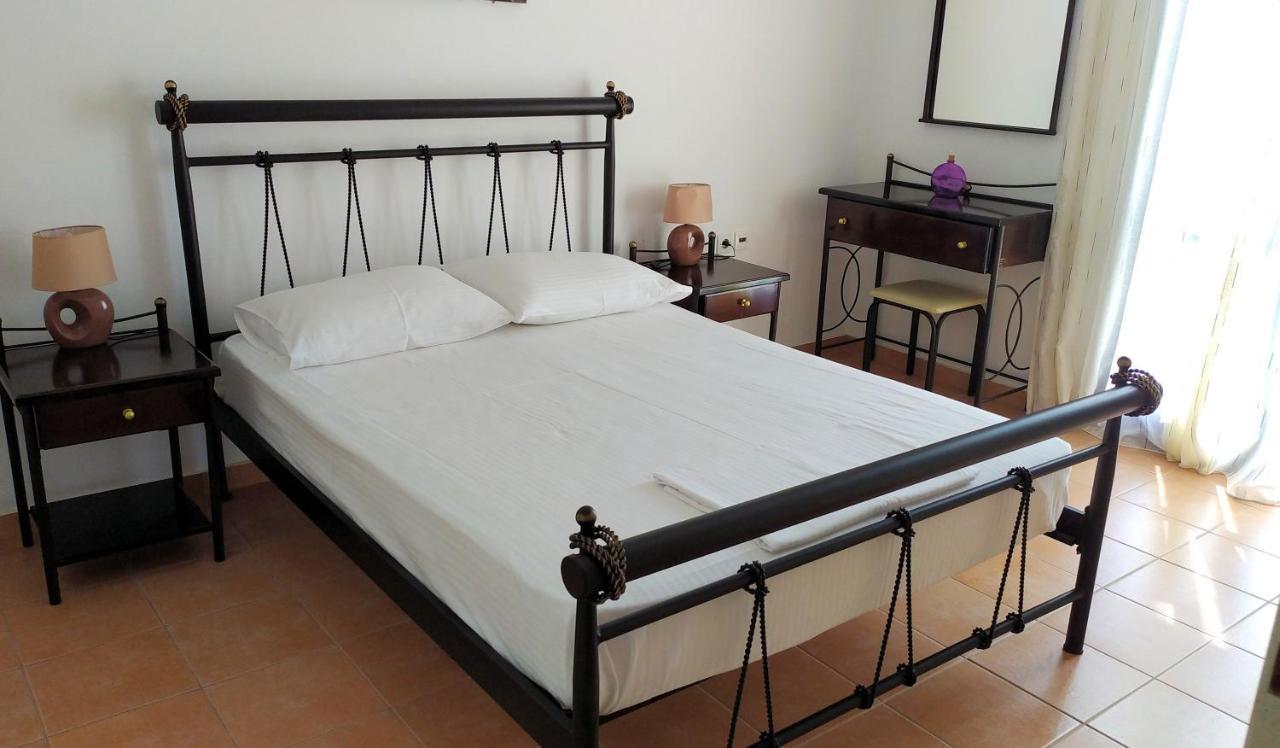 Ioli Apartments Alopronia 외부 사진