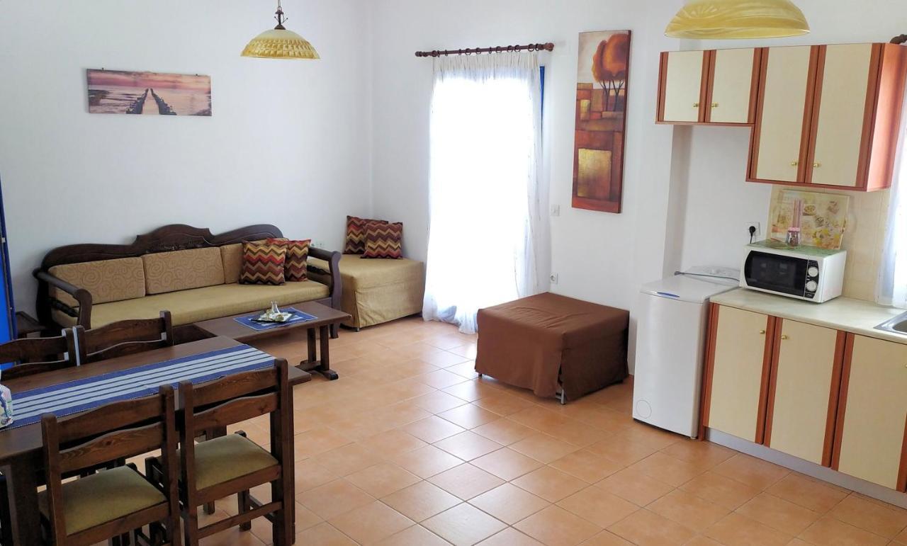 Ioli Apartments Alopronia 외부 사진