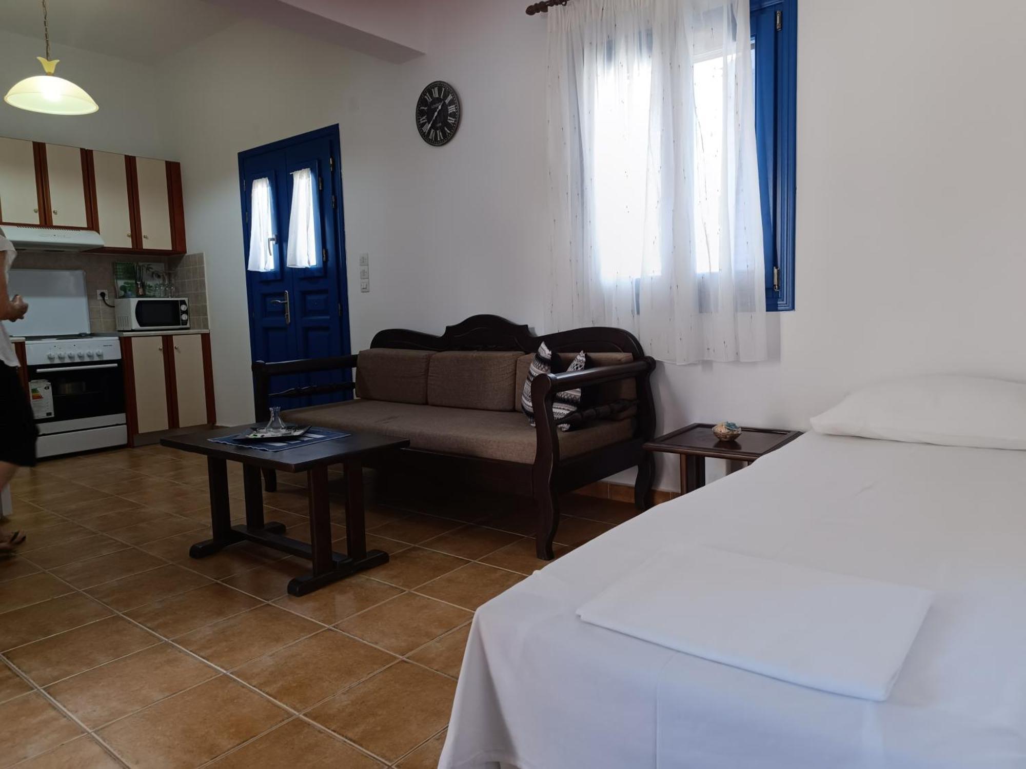 Ioli Apartments Alopronia 외부 사진